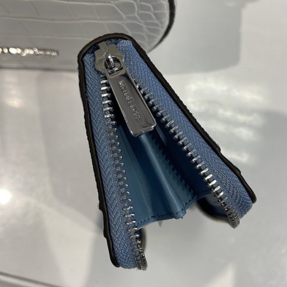 Michael Kors Jet Set Travel Medium Zip Around Card Case Chambray Multi - Picture 7 of 16